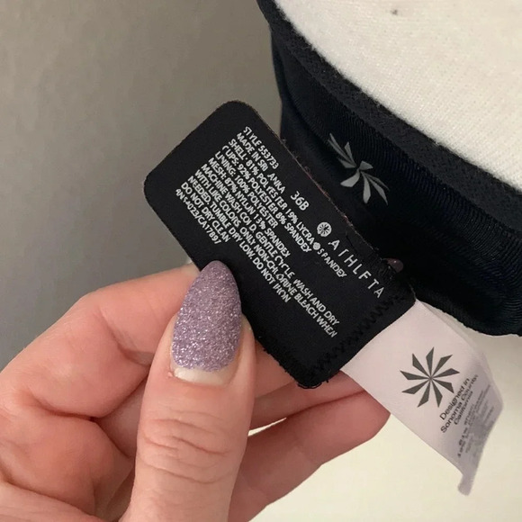 ATHLETA black molded cup sports bra - Picture 7 of 12